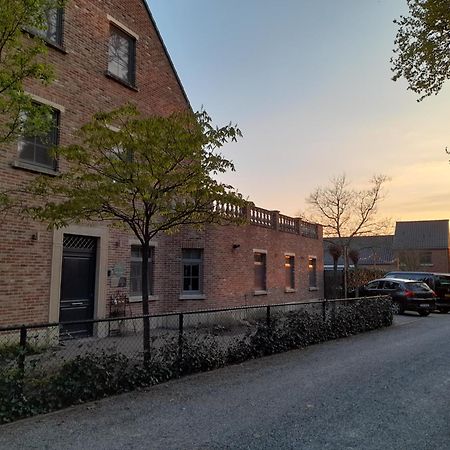 B&B De Floreffe NeerNeerpelt Esterno foto